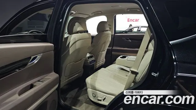 Genesis GV80 — Фото автомобиля 17