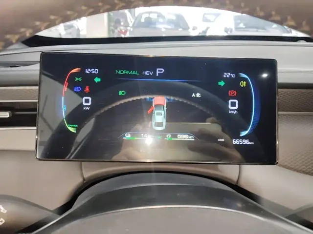 BYD Qin PLUS — Фото автомобиля 11