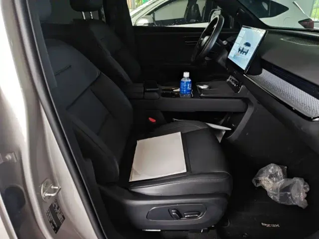 Toyota BoZhi 3X — Фото автомобиля 24