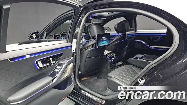 Mercedes-Benz S-Class — Фото автомобиля 10