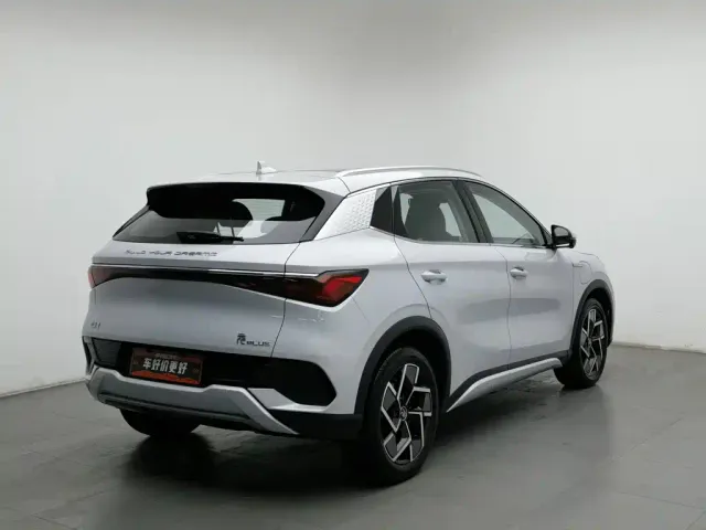 BYD Yuan PLUS — Фото автомобиля 2
