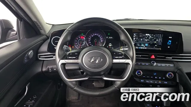 Hyundai AVANTE Avante (CN7) — Фото автомобиля 13
