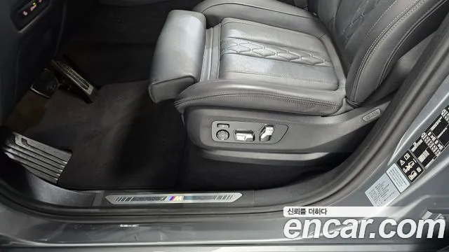 BMW X6 xDrive40i M Sport — Фото автомобиля 26