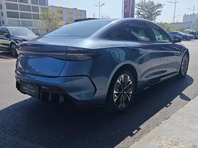 BYD Seal — Фото автомобиля 10