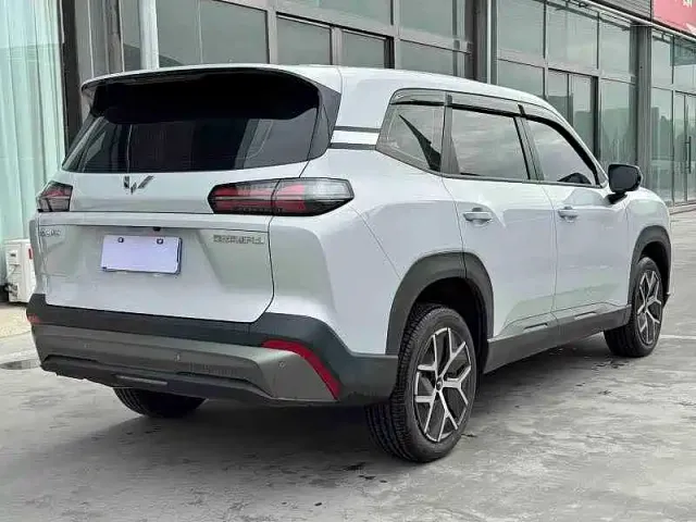 Wuling Starlight 560 — Фото автомобиля 6
