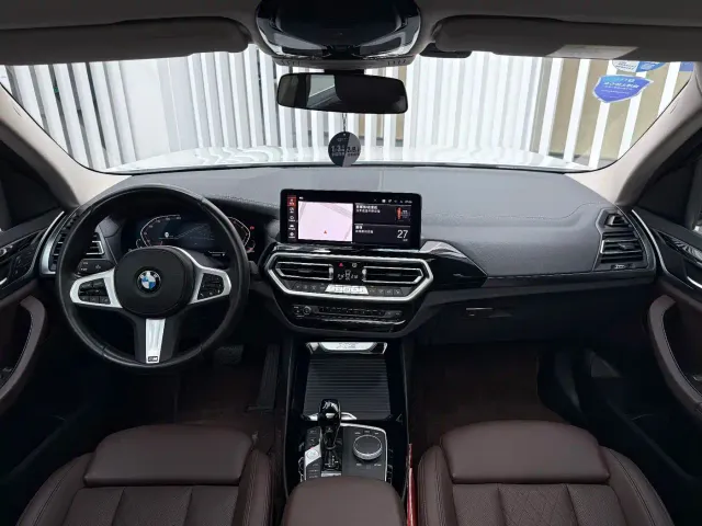 BMW X3 — Фото автомобиля 2