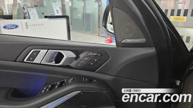 BMW X7 G07 — Фото автомобиля 19