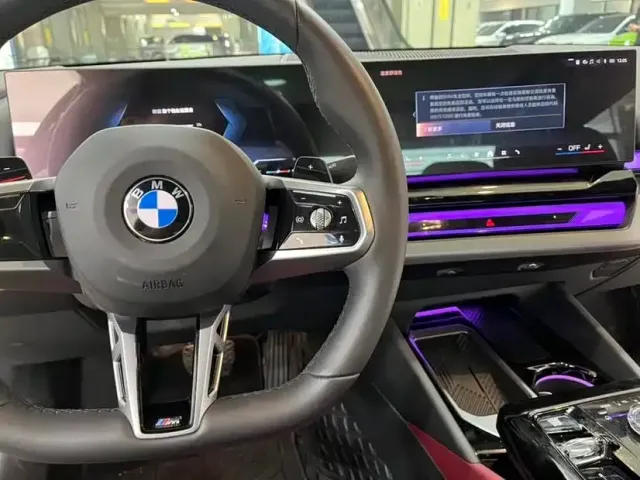 BMW 5 Series — Фото автомобиля 5