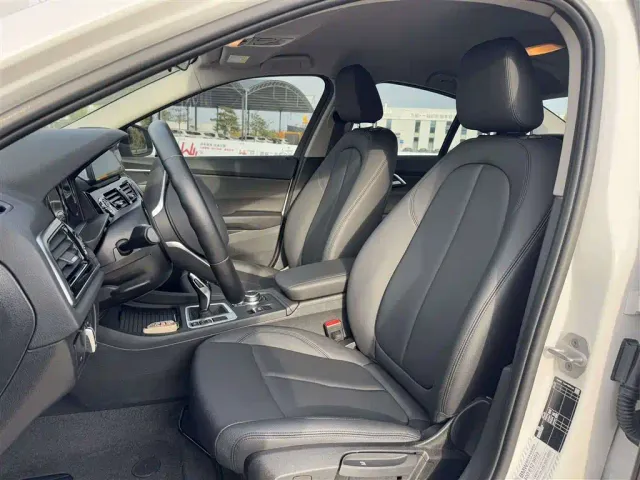 BMW 1 Series — Фото автомобиля 4