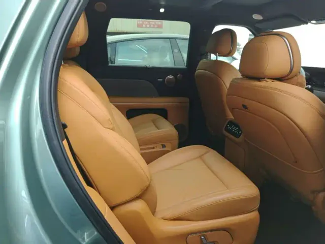 IM Motors LS8 — Фото автомобиля 8