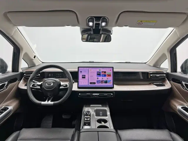 GAC Trumpchi E8 — Фото автомобиля 22