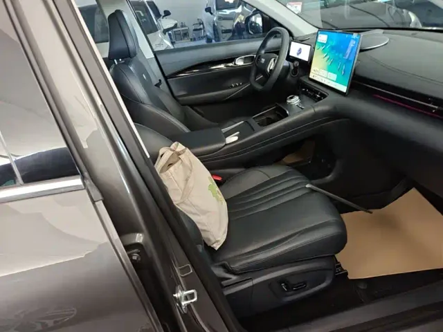 Geely Galaxy E5 — Фото автомобиля 24