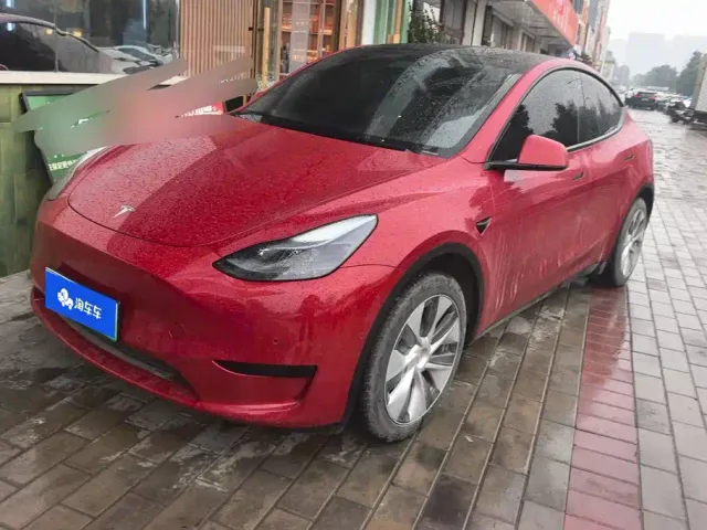 Фотография автомобиля — Tesla Model Y