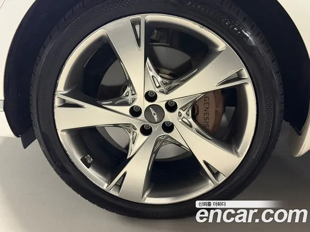 Genesis GV80 — Фото автомобиля 13