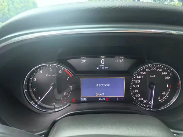 Cadillac CT5 — Фото автомобиля 9