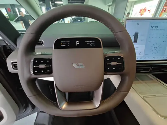 Li Auto MEGA — Фото автомобиля 6