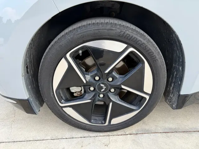 Wuling Starlight — Фото автомобиля 12