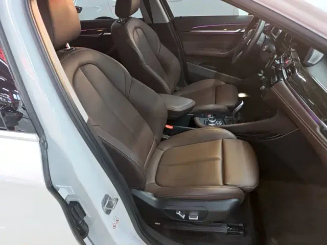 BMW X1 — Фото автомобиля 24