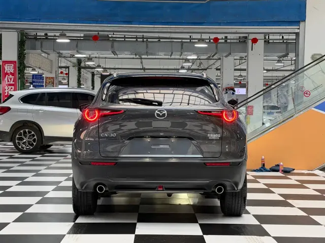 Mazda CX-30 — Фото автомобиля 17
