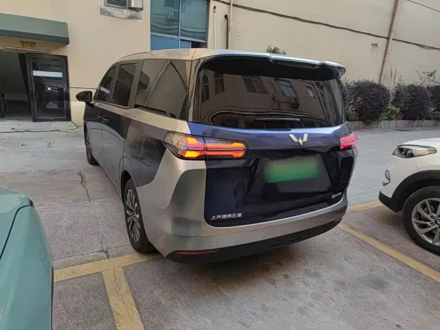 Wuling Starlight 730 — Фото автомобиля 4