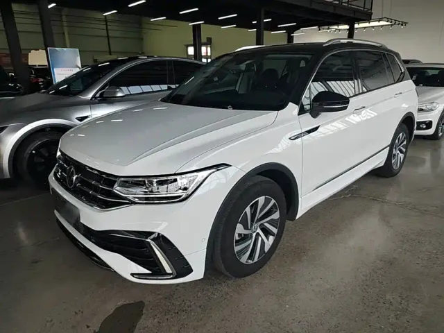 Фотография автомобиля — Volkswagen Tiguan L PHEV