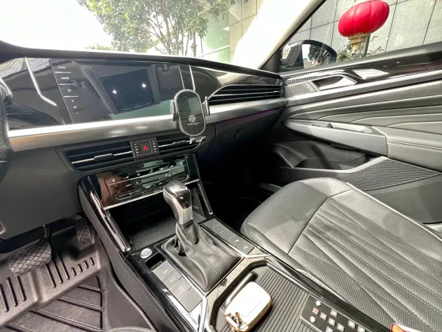 Volkswagen Passat — Фото автомобиля 21