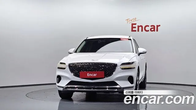 Genesis GV70 2.5T Бензин AWD — Фото автомобиля 2