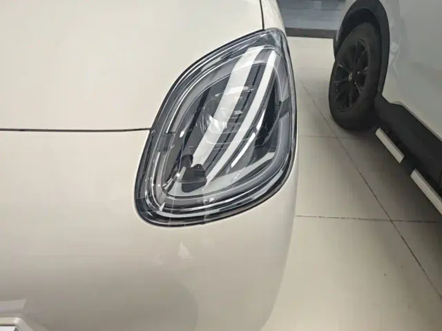 Wuling Hongguang Mini EV — Фото автомобиля 23
