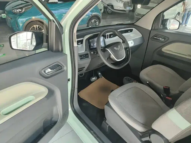 Wuling Hongguang Mini EV — Фото автомобиля 15