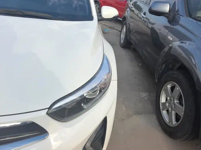 Kia KX1 — Фото автомобиля 5