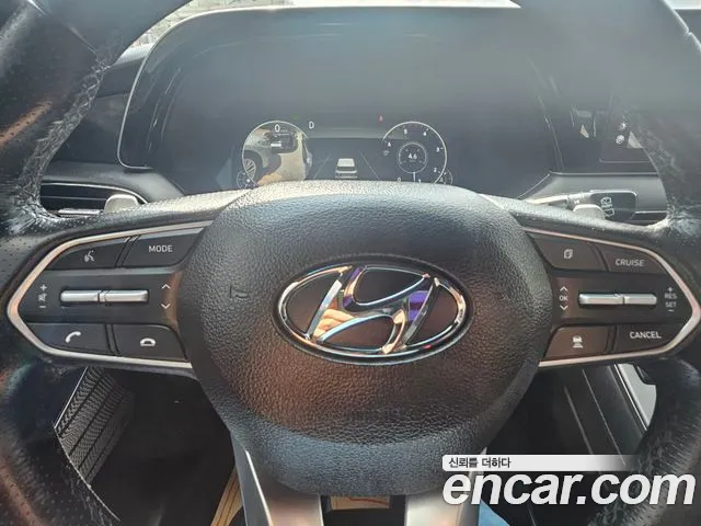 Hyundai Palisade Palisade Дизель 2.2 2WD — Фото автомобиля 12