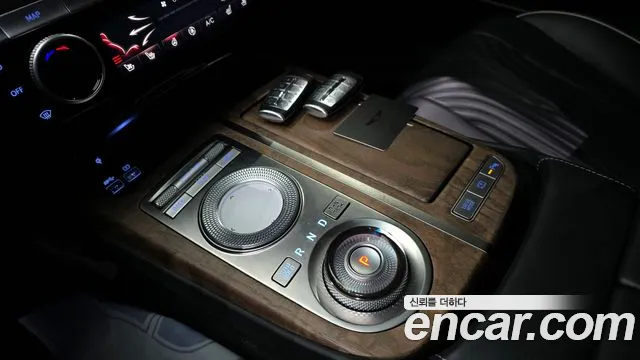 Genesis G80 Бензин 3.5 турбо AWD — Фото автомобиля 9