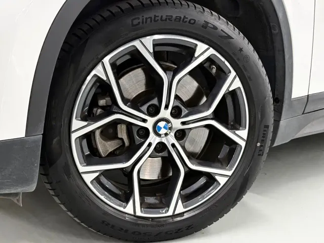 BMW X1 — Фото автомобиля 13