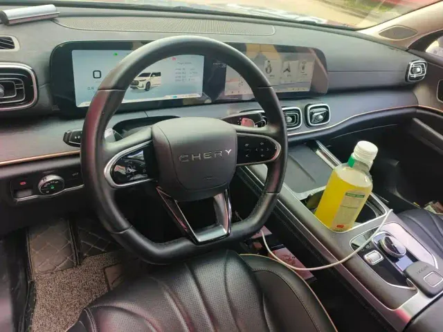 Chery Tiggo 9 — Фото автомобиля 12