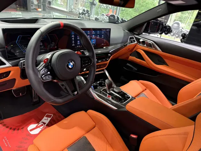 BMW M4 — Фото автомобиля 6