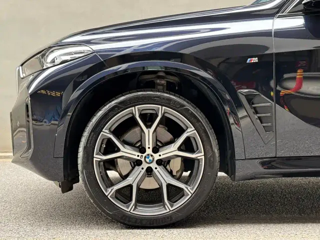 BMW X5 — Фото автомобиля 6