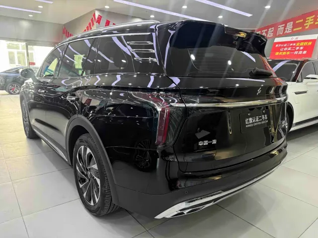 Hongqi HS7 PHEV — Фото автомобиля 6