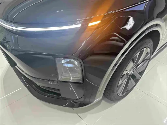 Li Auto L6 — Фото автомобиля 3
