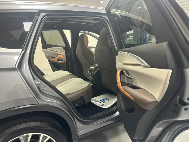 BYD Song Pro — Фото автомобиля 14