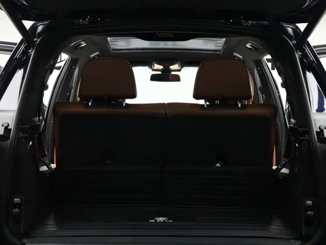 BMW X7 — Фото автомобиля 12