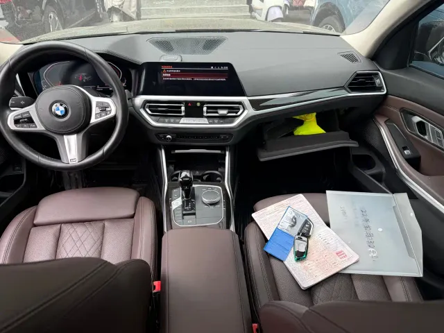 BMW 3 Series — Фото автомобиля 5