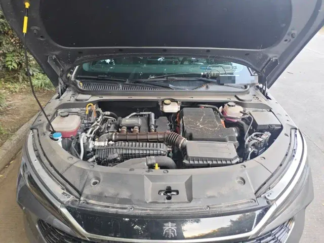 BYD Qin L — Фото автомобиля 10