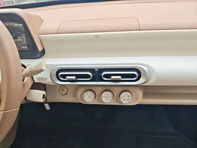 Wuling Hongguang Mini EV — Фото автомобиля 12
