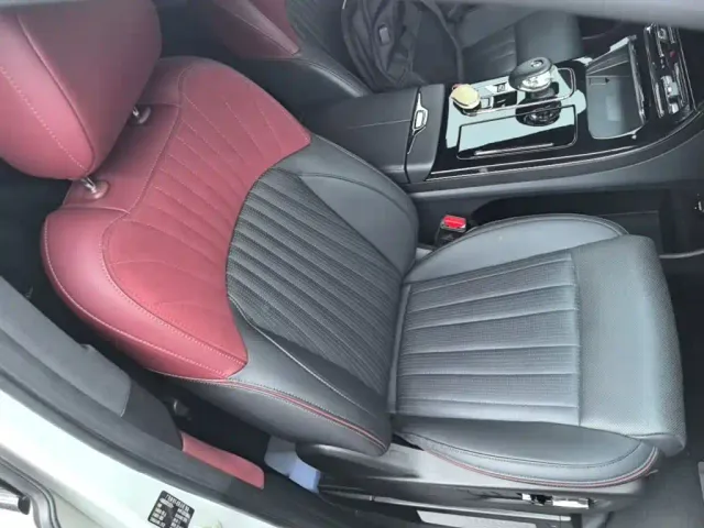 GAC Trumpchi Trumpchi M8 2023 Model Master Series 400T Ultimate Edition — Фото автомобиля 24