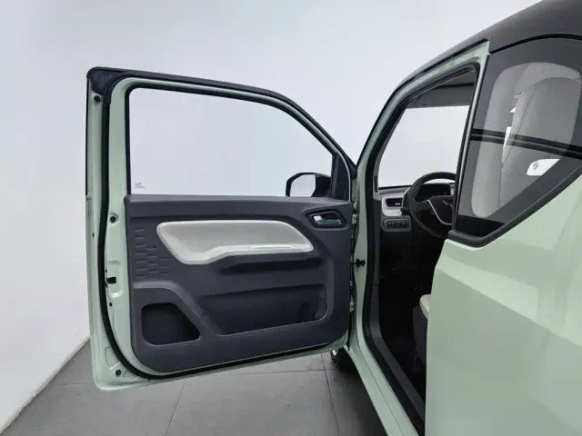 Wuling Hongguang Mini EV — Фото автомобиля 8