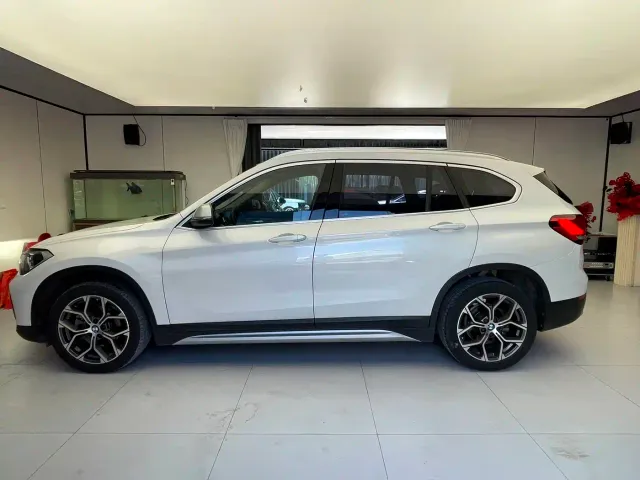 BMW X1 — Фото автомобиля 3