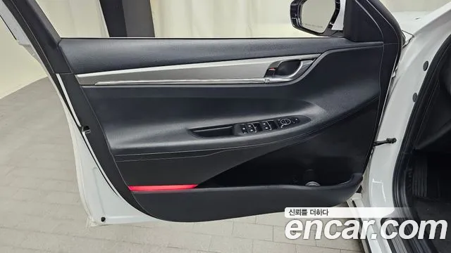 Hyundai Grandeur Новый Grandeur IG — Фото автомобиля 24