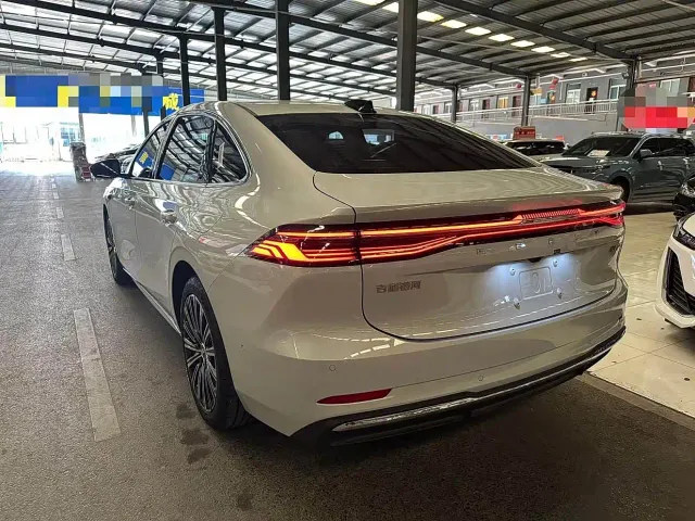 Geely Galaxy A7 — Фото автомобиля 9
