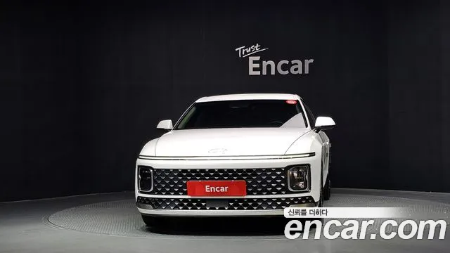 Hyundai Grandeur GN7 — Фото автомобиля 3