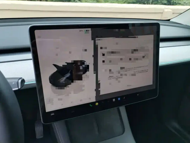 Tesla Model Y — Фото автомобиля 12